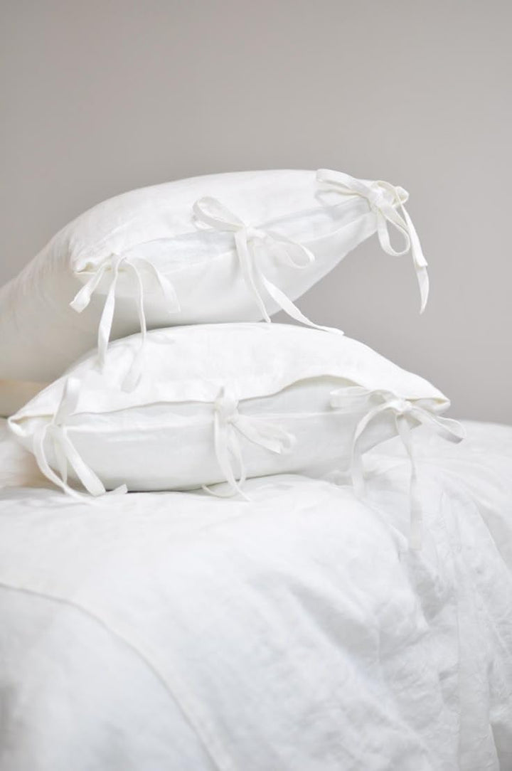 Cotton Percale Pillowcases with Envelope Closure & Decorative Ties – Hotel Quality, Soft & Breathable